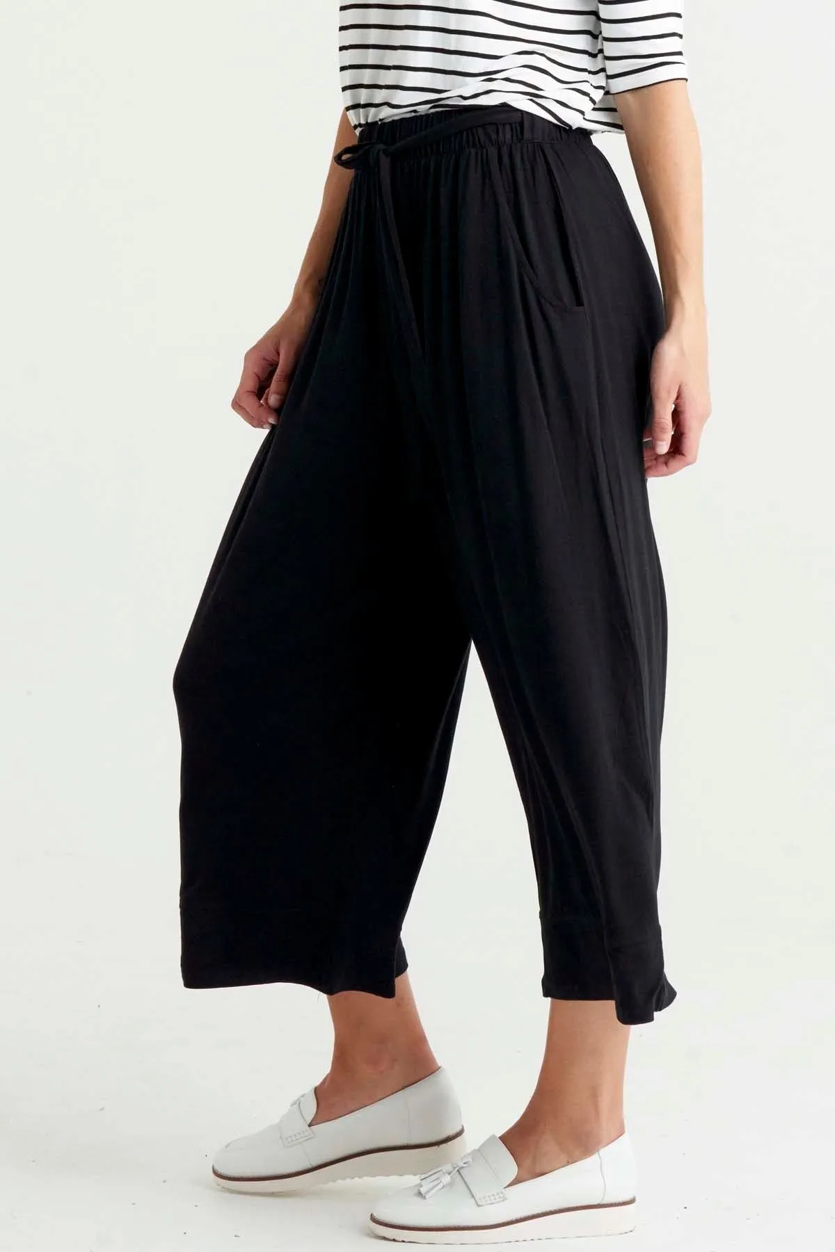 Betty Basics Moulin Pant in Black