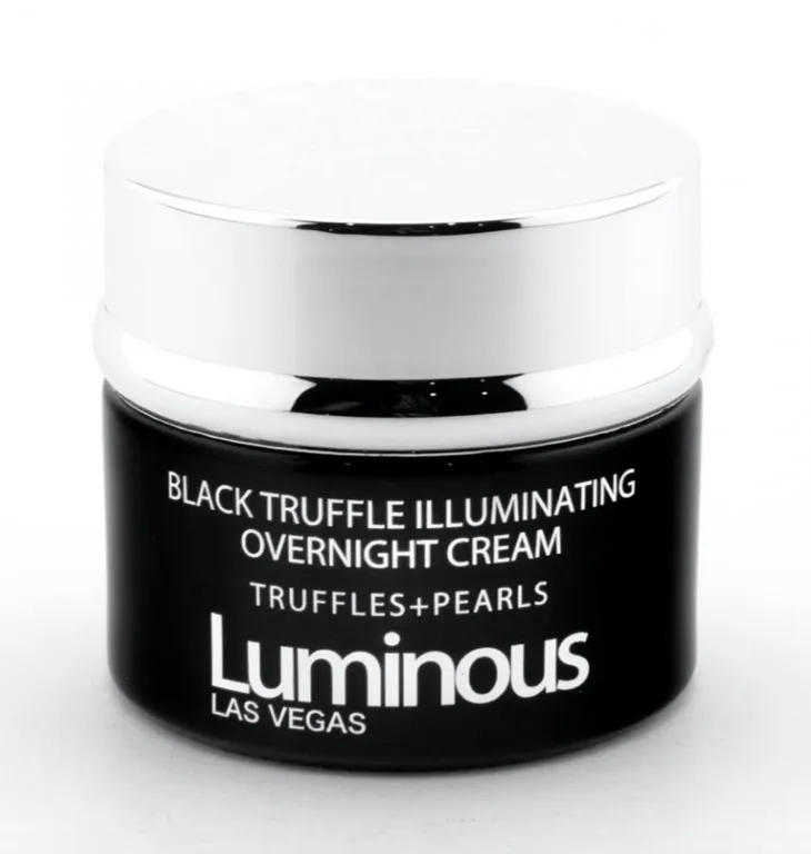 Black Truffle Illuminating Overnight Set