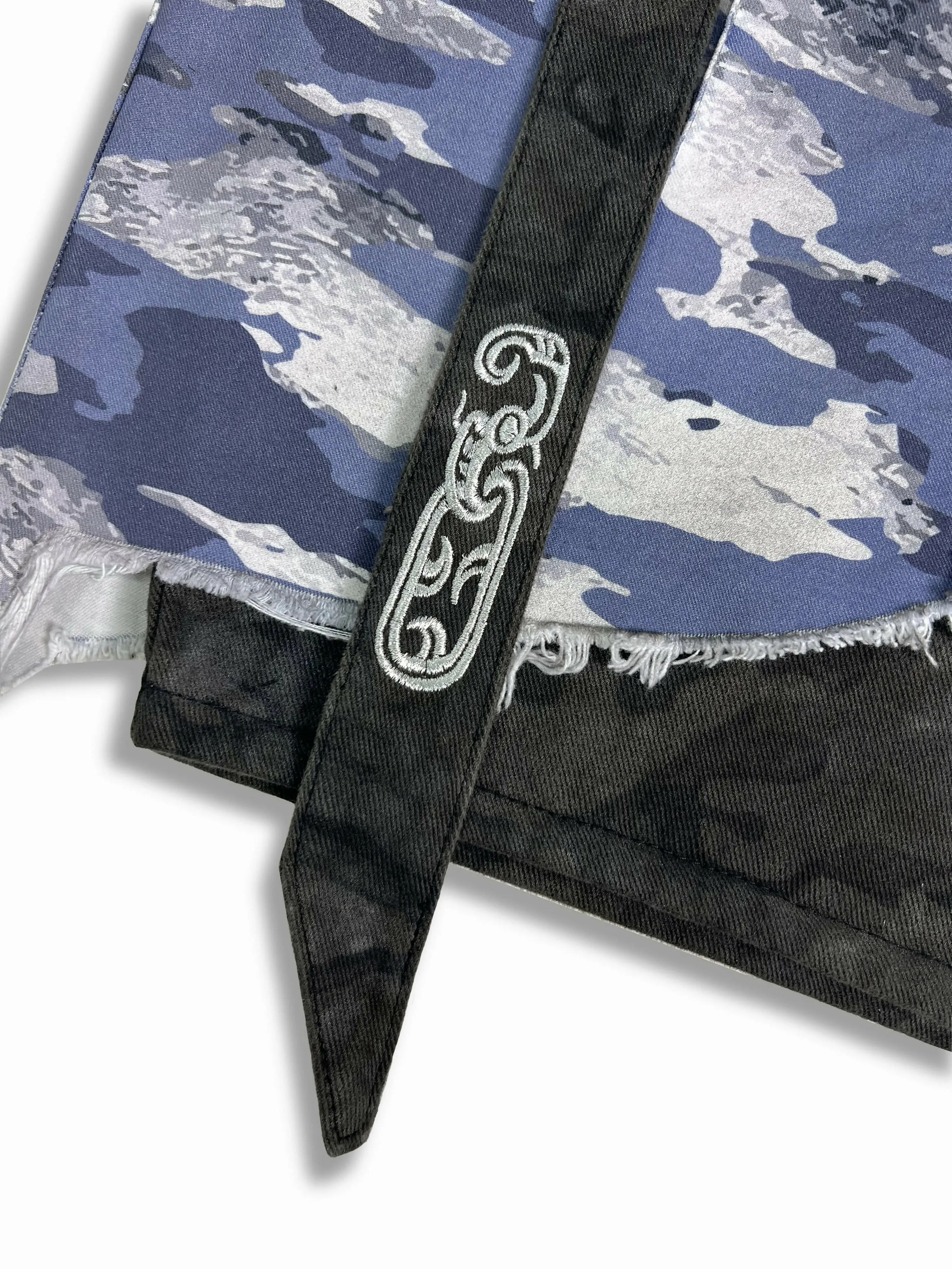 CAMOUFLAGE PANTS SHORTS