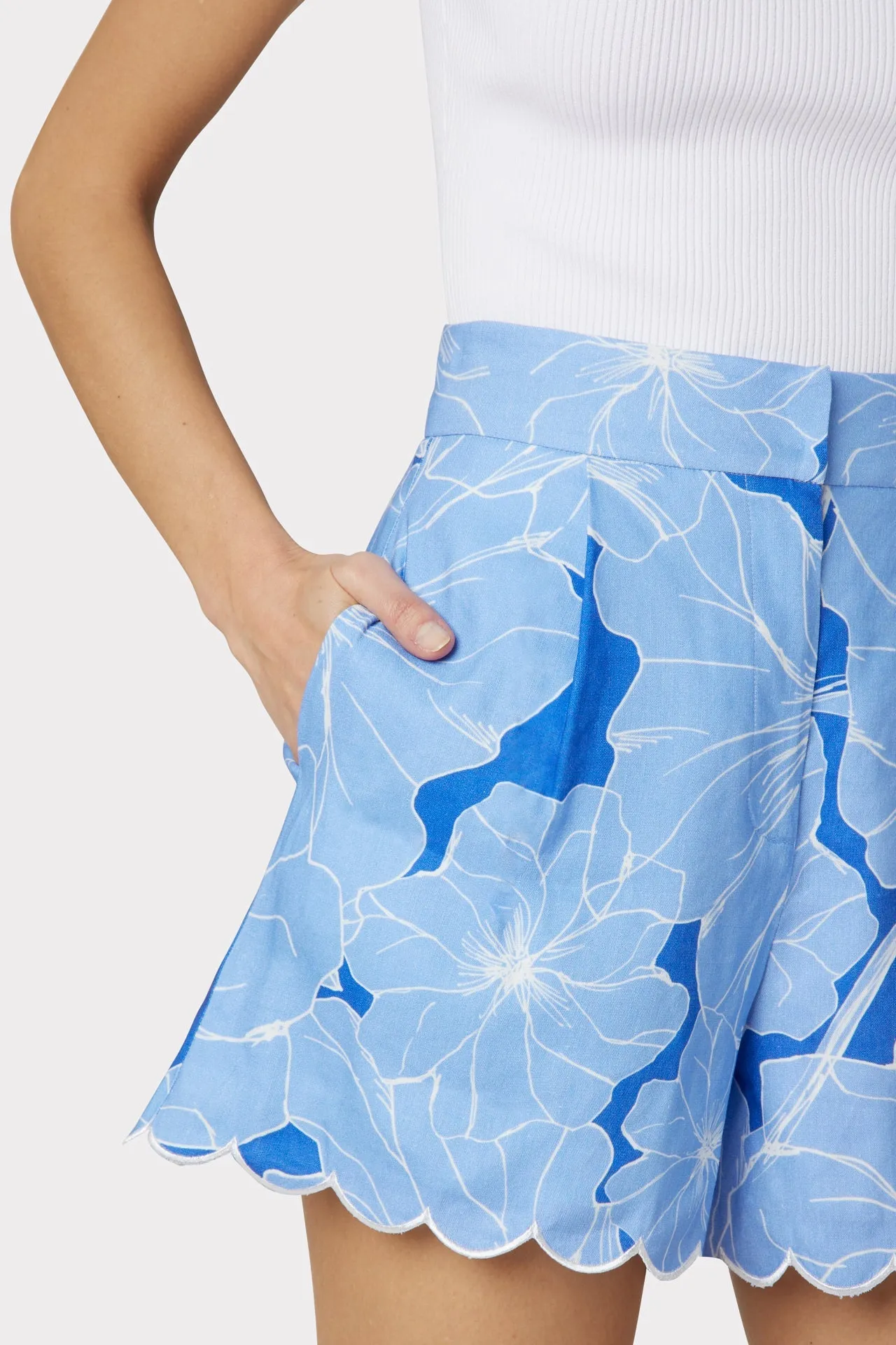 Casey Waterlily Short
