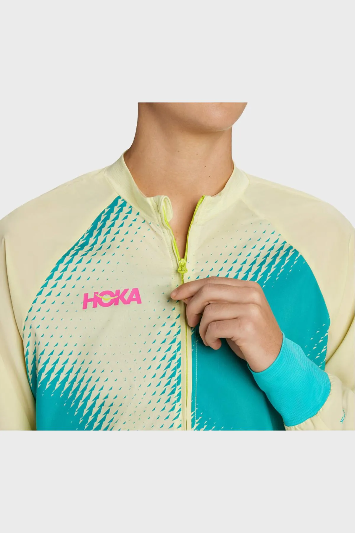 HOKA W - 1/2 ZIP WIND SHELL