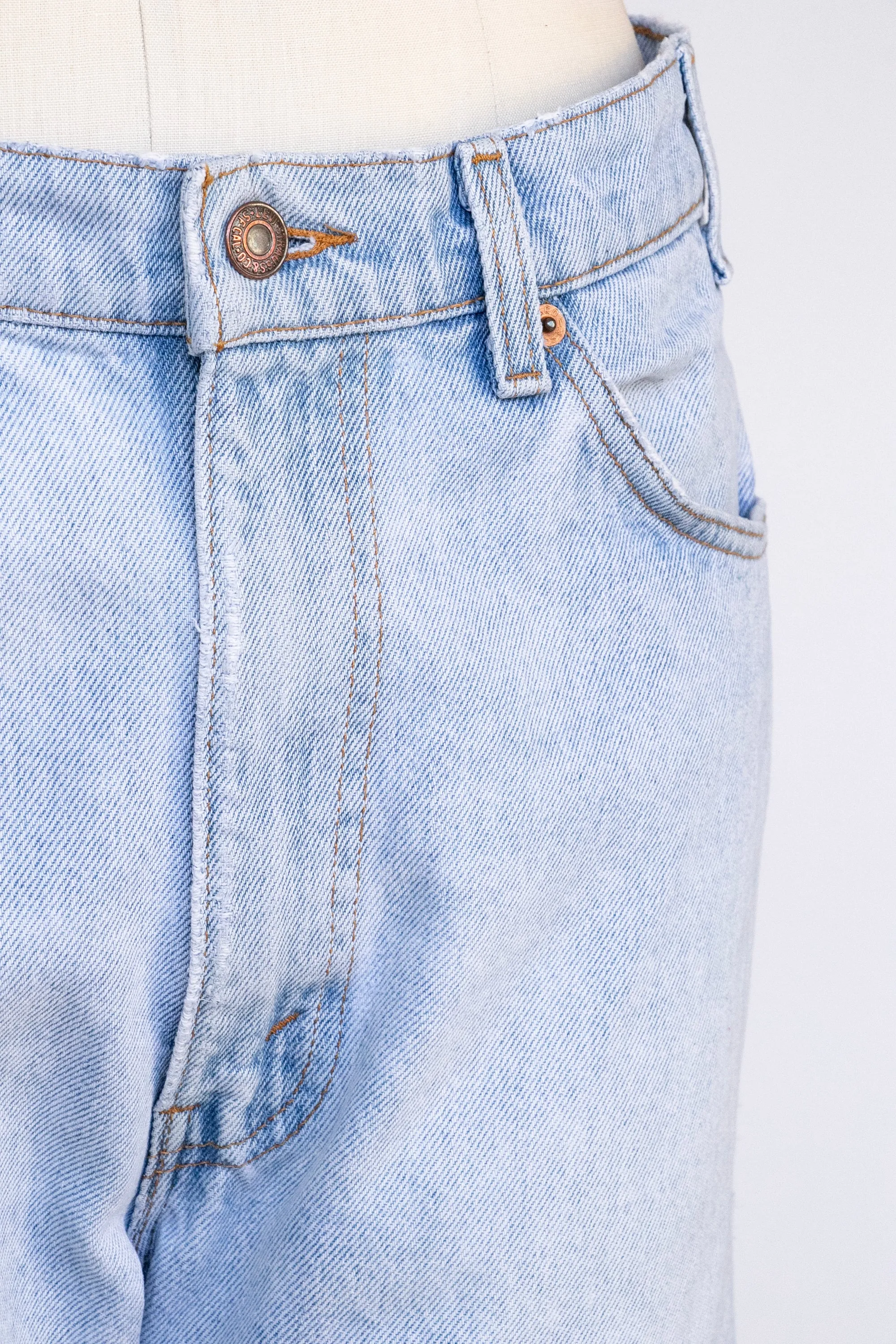 Levi's 550 Jeans 1990s 33" x 27"