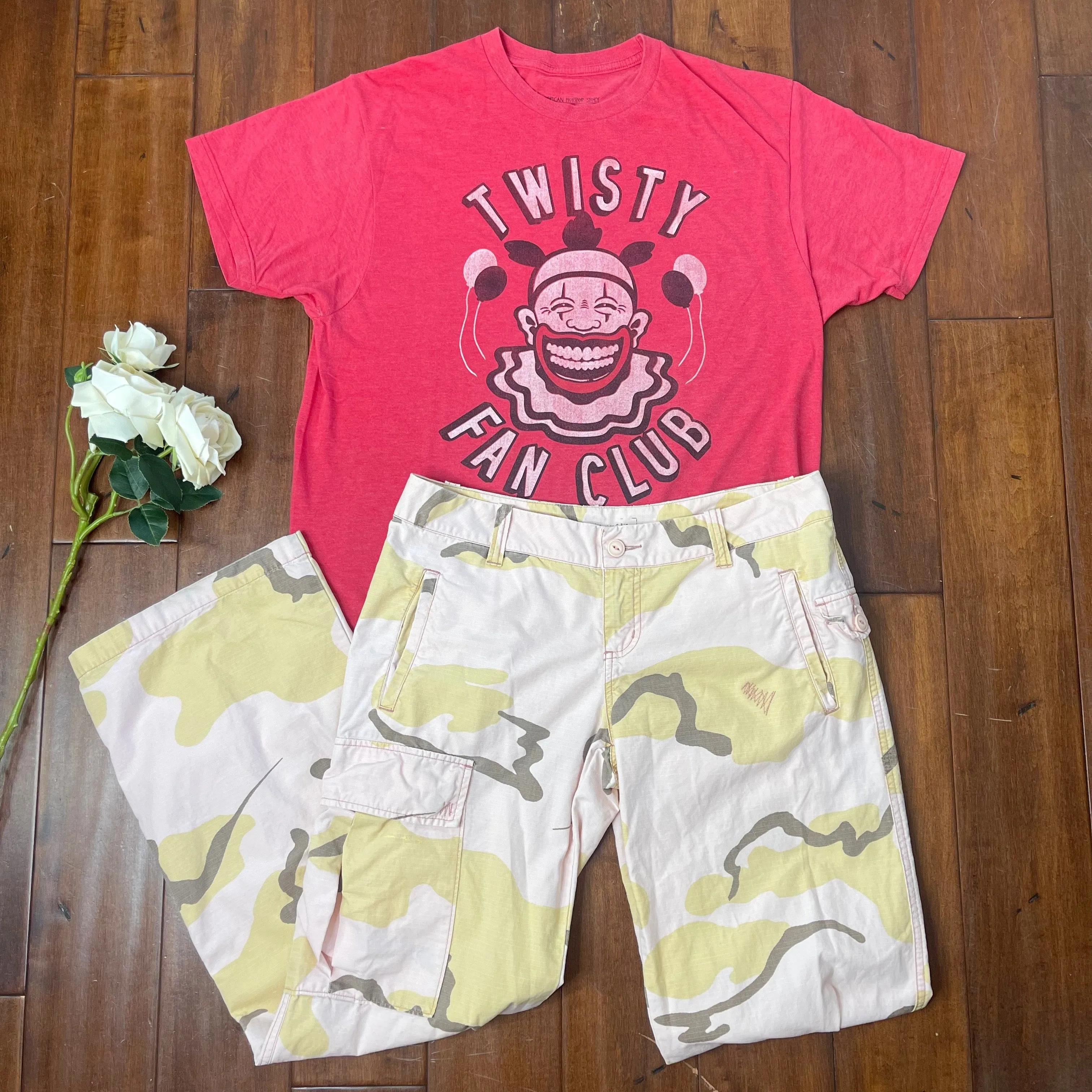 THRIFTED AMERICAN RAG PINK CAMOUFLAGE CARGO PANTS